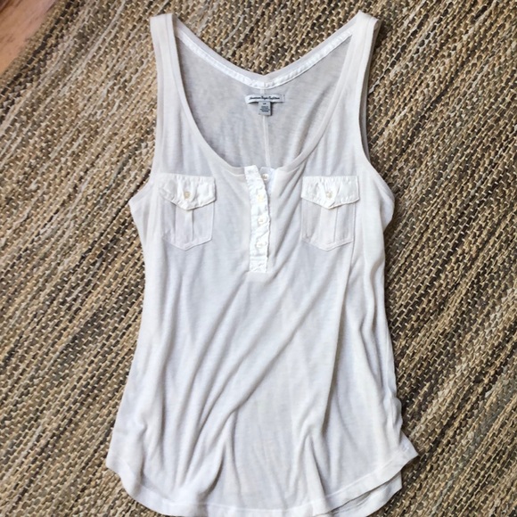 American Eagle women’s cream tank top - Picture 1 of 3